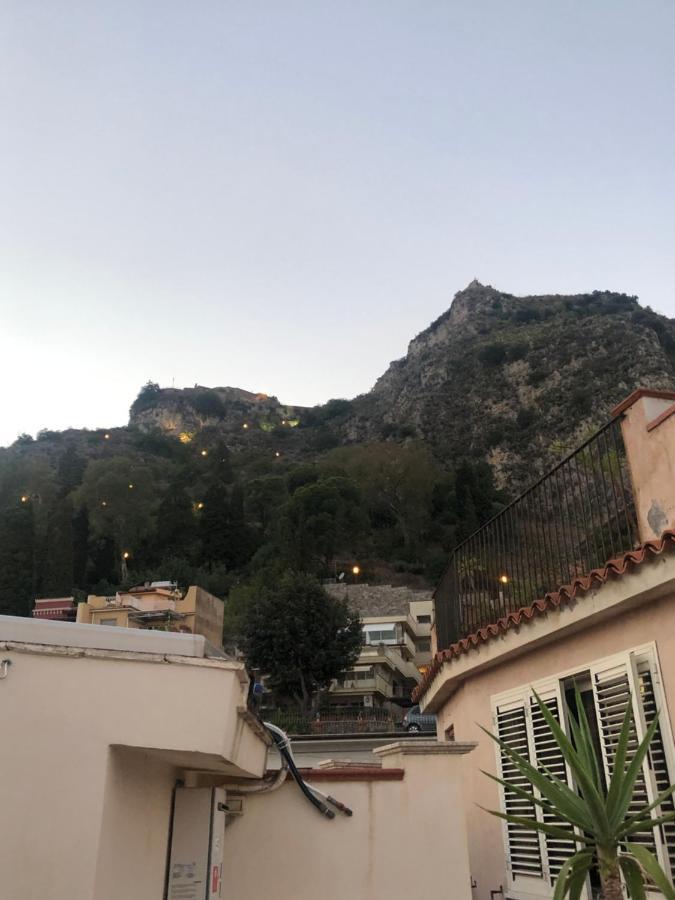 Majolica Taormina Panzió Kültér fotó
